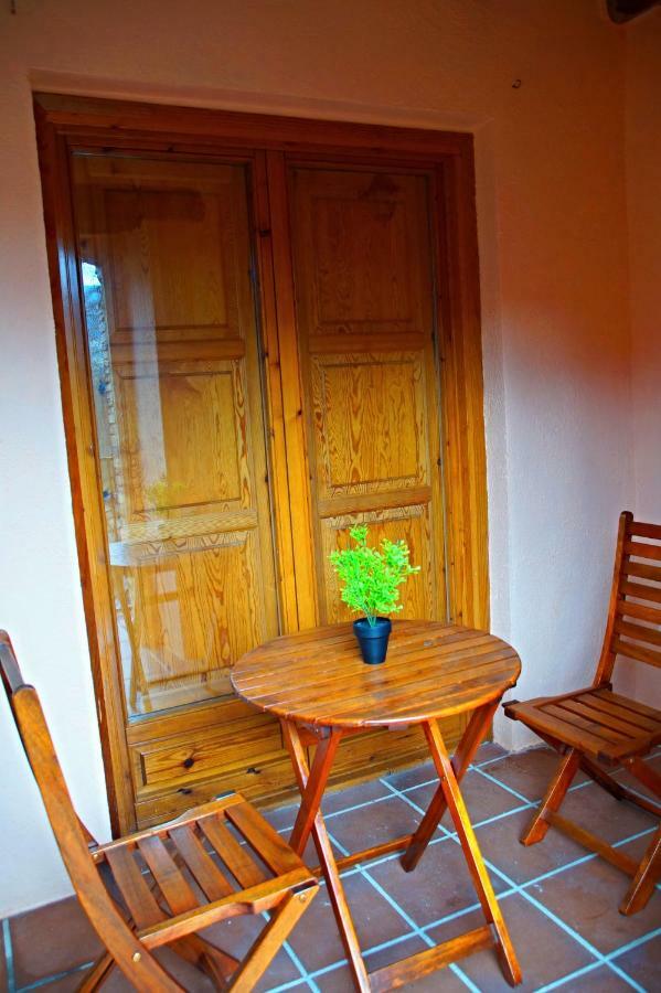 Apartment Cal Viola Torroja Ngoại thất bức ảnh